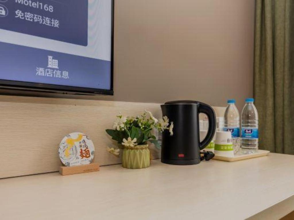 Home Inn Plus Shanghai New International Expo Center Yushan Road Yuanshen Sports Bagian luar foto
