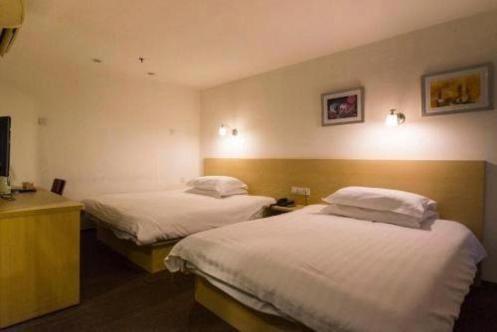 Home Inn Plus Shanghai New International Expo Center Yushan Road Yuanshen Sports Bagian luar foto